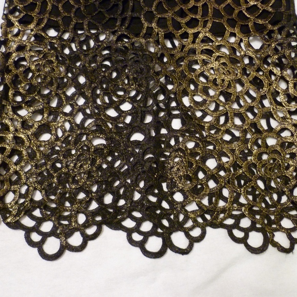 Gold and Black Metallic Mesh Pencil Skirt - Picture 6 of 6